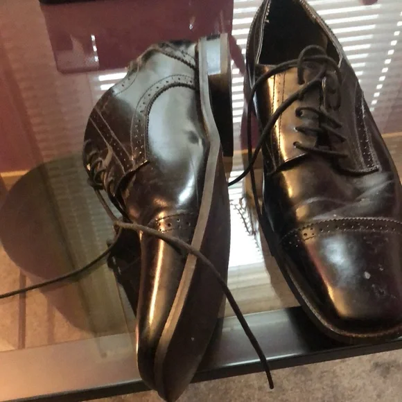 Leather shoes - Picture 2 of 4